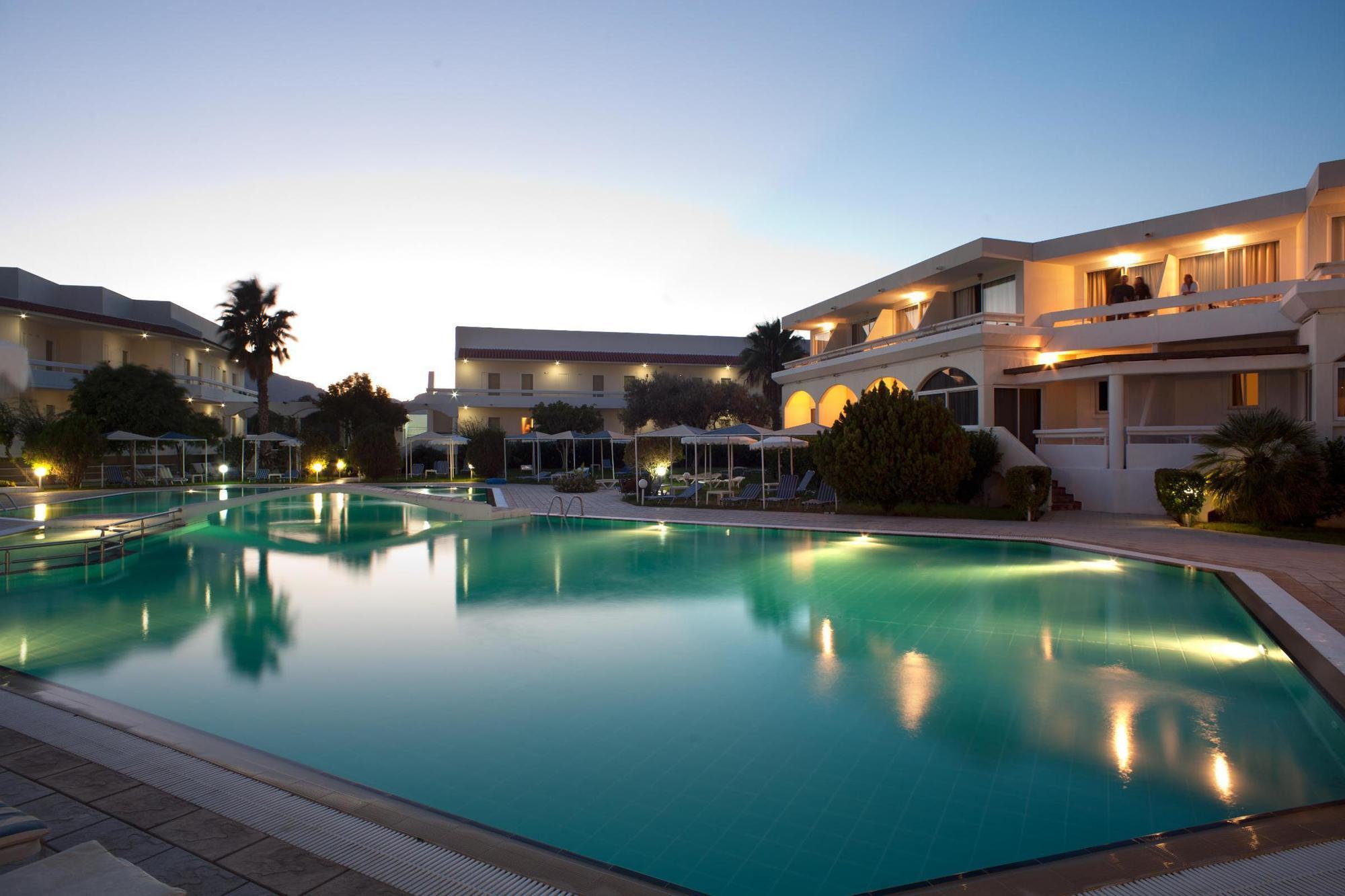 Hotel Niriides Beach Колімбія Екстер'єр фото