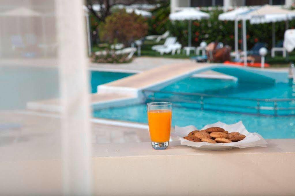 Hotel Niriides Beach Колімбія Екстер'єр фото